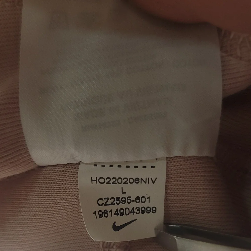 Nike sportswear tech